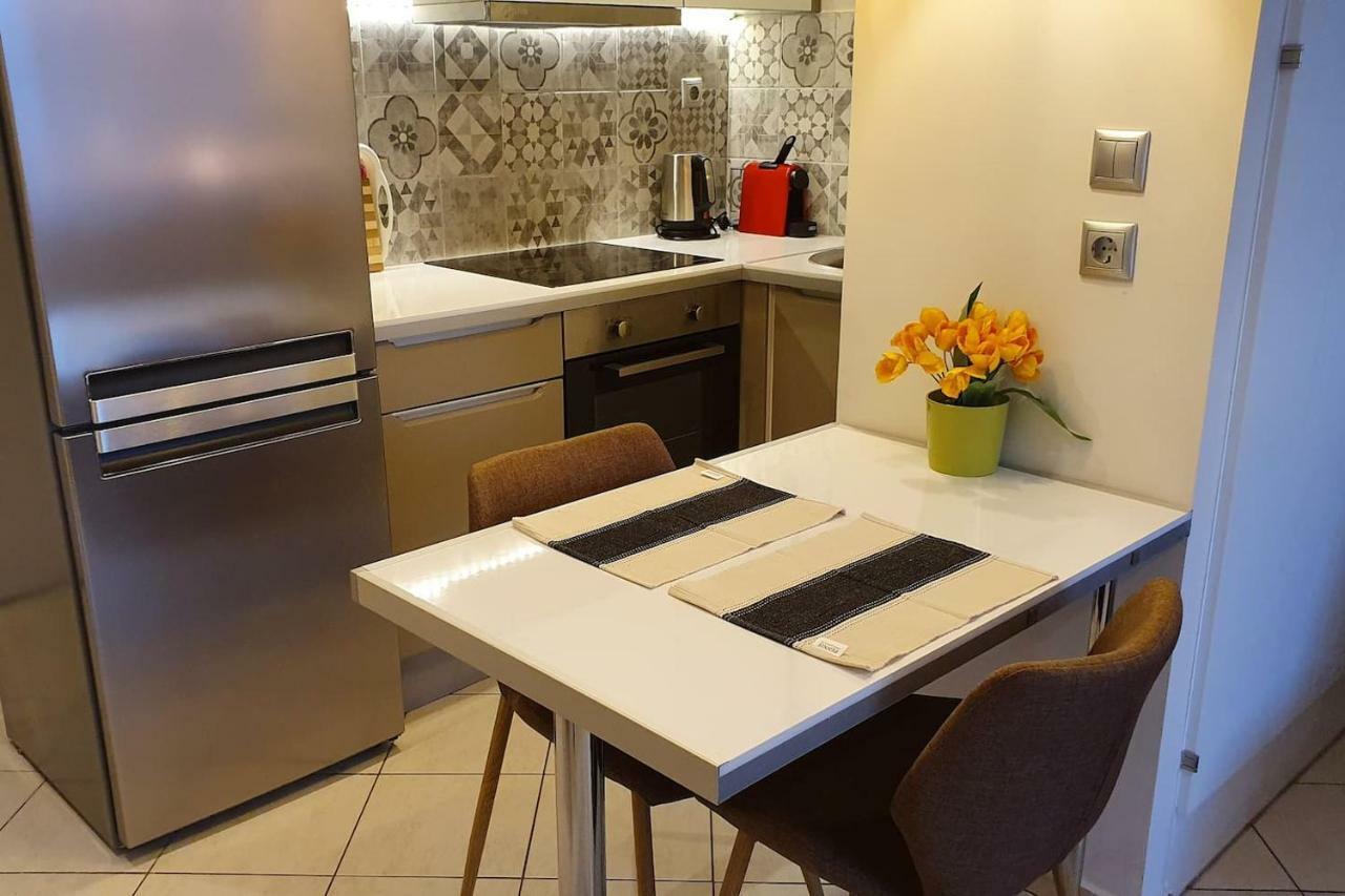 Cozy Luxury Apartment In The Heart Of Athens 8-1 Exteriör bild