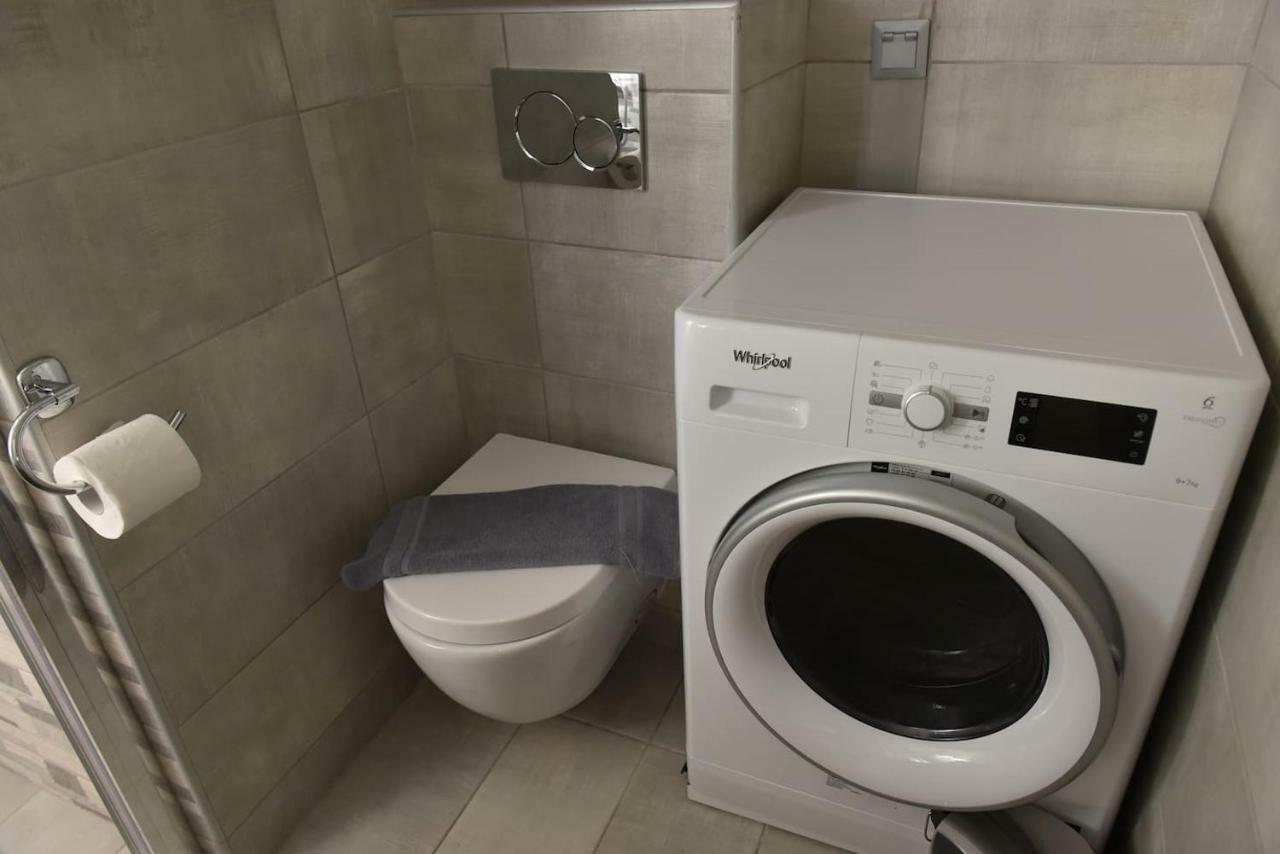 Cozy Luxury Apartment In The Heart Of Athens 8-1 Exteriör bild